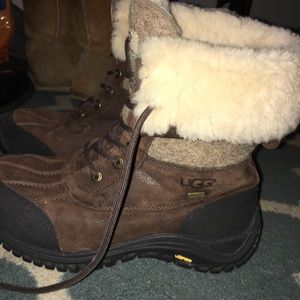 Uggs Adirondack Snow Boots